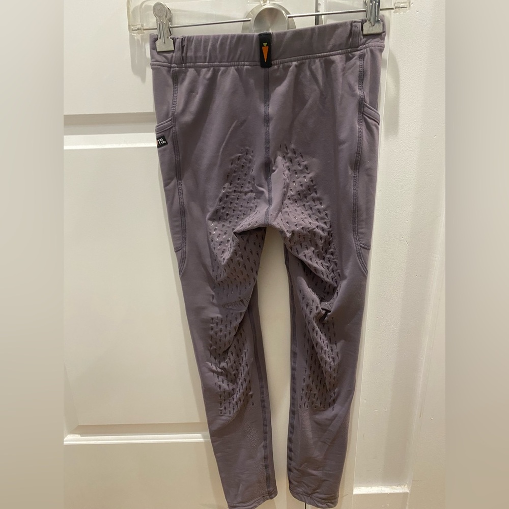 Kerrits light purple girls full seat breeches.